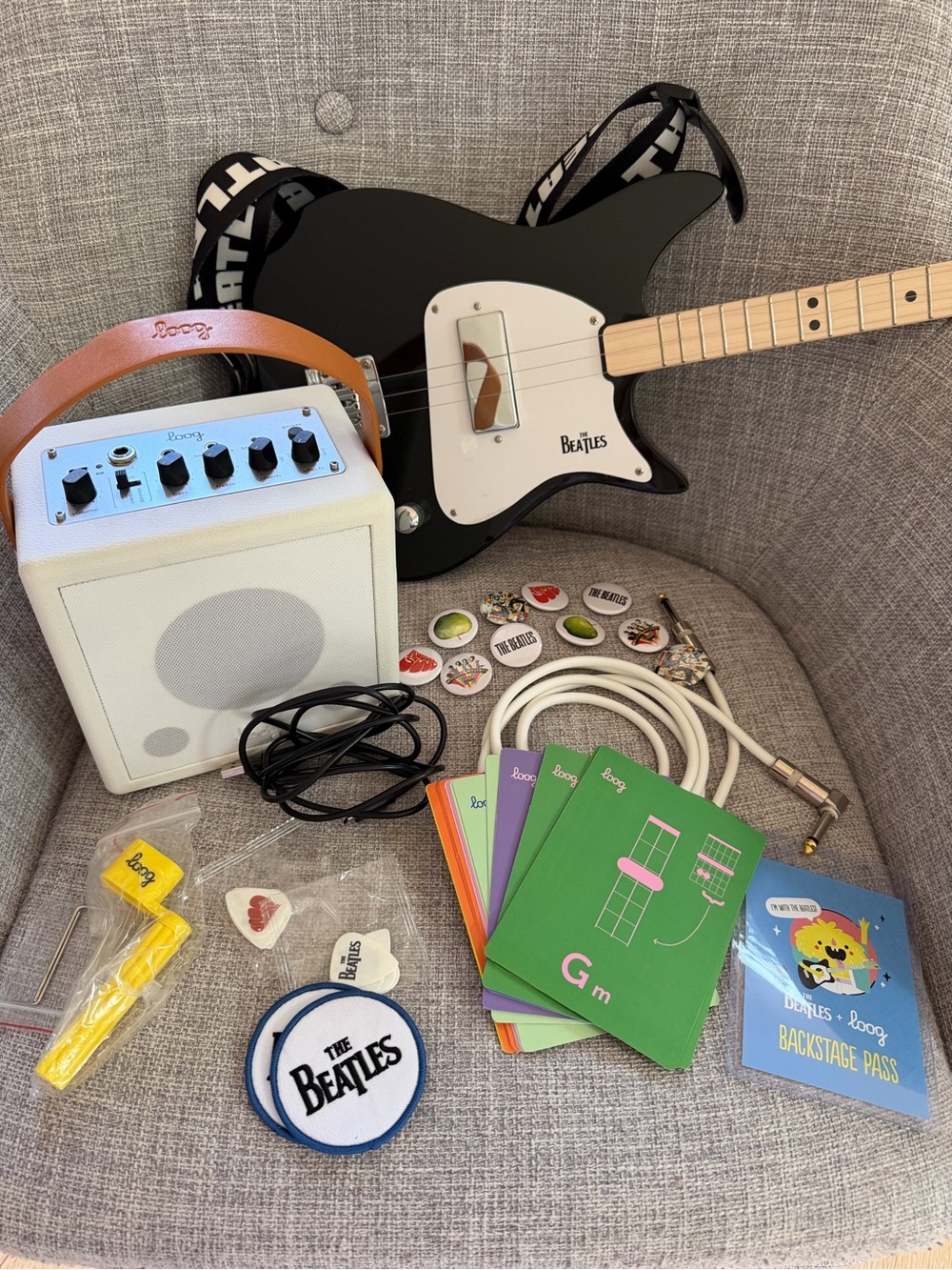 The Beatles x Loog Electric Guitar Black Bundle w/ Loog Amp Strap Accessories